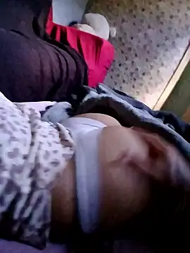 Snapshot of ruivasafadinha1234 chatting on November 6, 2025, 2:18 pm ruivasafadinha1234 online show from November 6, 2025, 2:18 pm