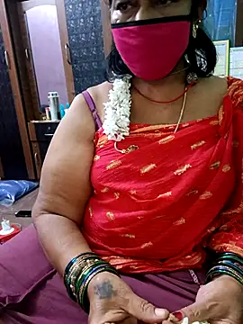 Snapshot of savithasree chatting on November 4, 2025, 6:29 pm savithasree online show from November 4, 2025, 6:29 pm