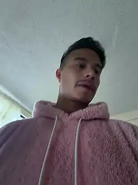 Snapshot of RaySullivan chatting on February 20, 2026, 7:58 pm RaySullivan online show from February 20, 2026, 7:58 pm