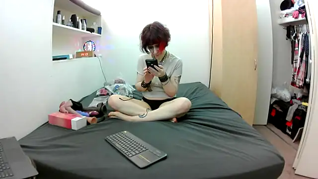 Snapshot of Empress_Lilith chatting on January 16, 2026, 8:13 pm Empress Lilith online show from January 16, 2026, 8:13 pm