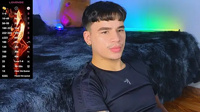 Snapshot of Maiicoll_coleman chatting on November 12, 2025, 1:28 am Maiicoll coleman online show from November 12, 2025, 1:28 am