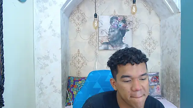 Snapshot of Anders_Millan chatting on November 5, 2025, 6:08 pm Anders Millan online show from November 5, 2025, 6:08 pm