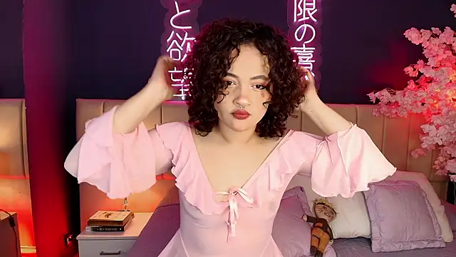 Snapshot of _sarahRose chatting on February 14, 2026, 4:09 am sarahRose online show from February 14, 2026, 4:09 am