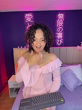 Snapshot of _sarahRose chatting on February 20, 2026, 6:26 am sarahRose online show from February 20, 2026, 6:26 am