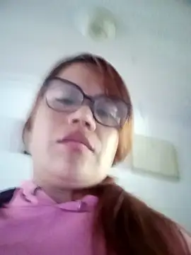 Snapshot of Tifany-Parker chatting on November 12, 2025, 3:12 pm Tifany-Parker online show from November 12, 2025, 3:12 pm