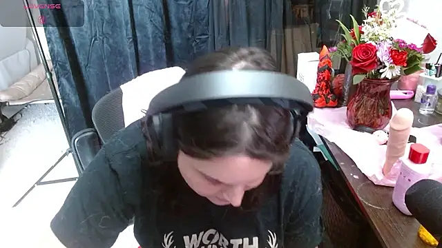 Snapshot of Salacious_Sage chatting on February 15, 2026, 7:43 pm Salacious Sage online show from February 15, 2026, 7:43 pm