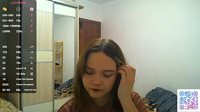 AlissaGerardo online show from December 18, 2025, 2:12 pm