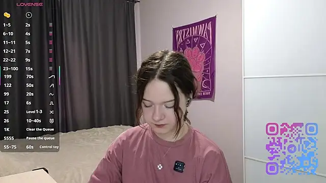 AlissaGerardo online show from April 7, 2026, 11:10 am