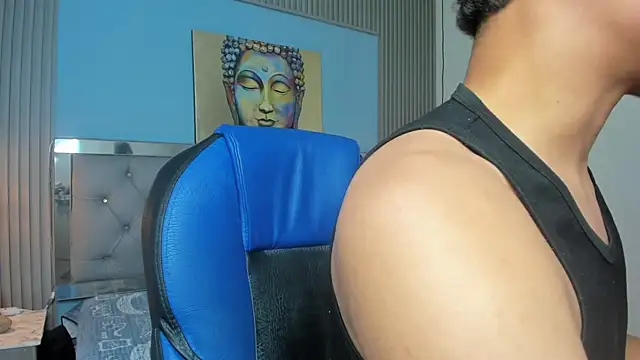 Liams18 online show from November 26, 2025, 2:12 am