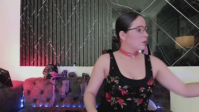 Snapshot of Obsidian_mistress chatting on November 11, 2025, 6:19 pm Obsidian mistress online show from November 11, 2025, 6:19 pm