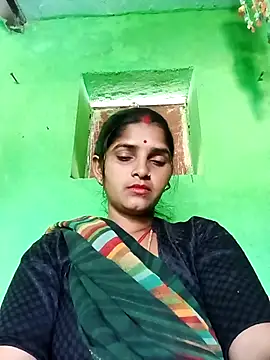 Snapshot of Hot_neasi chatting on November 10, 2025, 6:23 am Hot neasi online show from November 10, 2025, 6:23 am