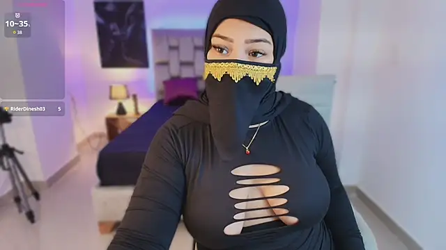 samiraa haalem online show from November 7, 2025, 5:02 pm