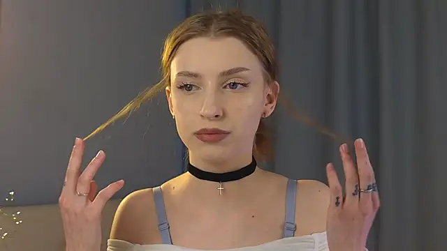 cuteloony online show from November 7, 2025, 4:01 am