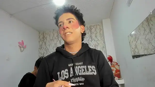 Lovers Spicy online show from December 1, 2025, 1:05 pm