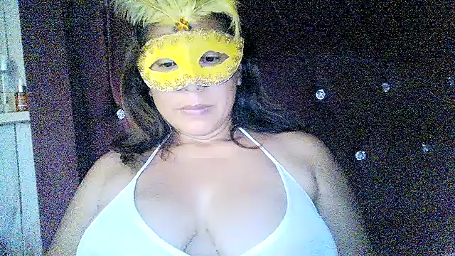 Zulreyna online show from February 12, 2026, 5:13 am