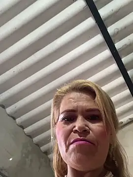 dirty mother3 online show from December 16, 2025, 3:17 pm