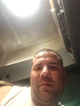 Snapshot of Grase44 chatting on June 9, 2026, 1:17 am Grase44 online show from June 9, 2026, 1:17 am