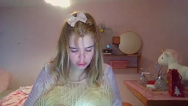 HornyElena online show from December 21, 2025, 2:46 pm