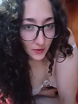  sweetdelight  online show from June 26, 2026, 4:39 am