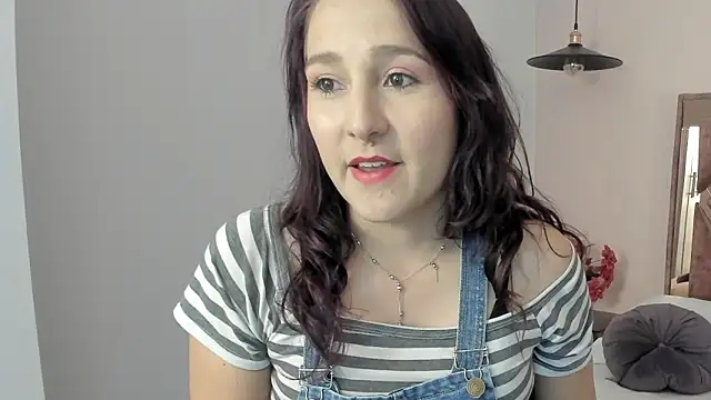 Juliette Leroyy online show from March 16, 2026, 7:18 pm