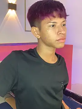 Snapshot of Tessachains_2_ chatting on November 10, 2025, 10:42 pm Tessachains 2 online show from November 10, 2025, 10:42 pm