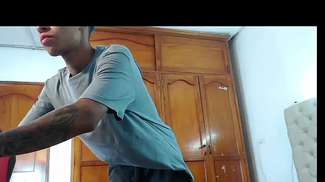 Tessachains 2  online show from February 9, 2026, 6:23 pm