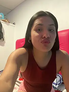 Chiquinquira3 online show from April 7, 2026, 3:51 am