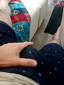 Snapshot of Emanuel00_- chatting on November 21, 2025, 3:00 pm Emanuel00 - online show from November 21, 2025, 3:00 pm