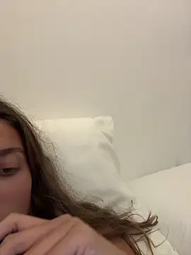 Snapshot of lounaaxangel chatting on November 23, 2025, 4:07 pm lounaaxangel online show from November 23, 2025, 4:07 pm