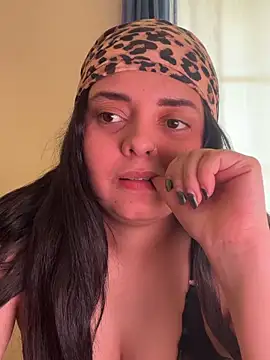 candicewest  online show from February 8, 2026, 5:05 pm