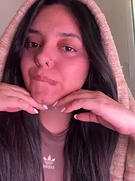 candicewest  online show from April 14, 2026, 3:29 pm