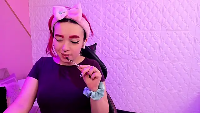 Dakkotta   online show from December 2, 2025, 5:02 am