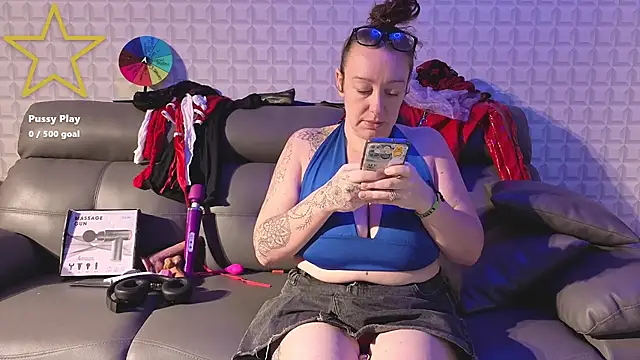 JadeStarUK online show from February 26, 2026, 1:48 am