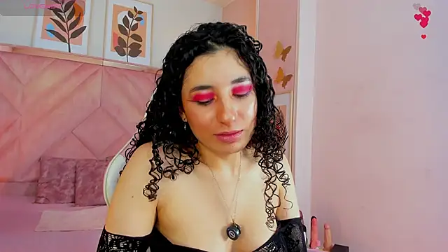 DemiJones  online show from March 22, 2026, 4:27 am