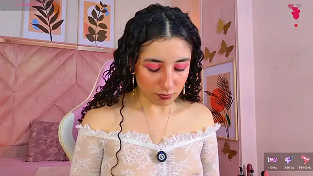 DemiJones  online show from April 3, 2026, 3:26 am