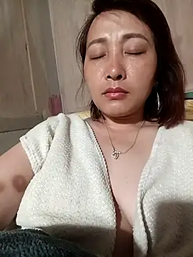 Missa-kute20 online show from March 22, 2026, 10:13 pm