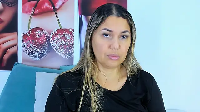 Andhrea Vale online show from January 13, 2026, 11:59 am