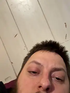 Snapshot of Peteyp98 chatting on November 11, 2025, 4:45 am Peteyp98 online show from November 11, 2025, 4:45 am