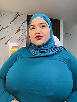 Snapshot of sweetmuslim01 chatting on July 17, 2026, 9:52 pm sweetmuslim01 online show from July 17, 2026, 9:52 pm