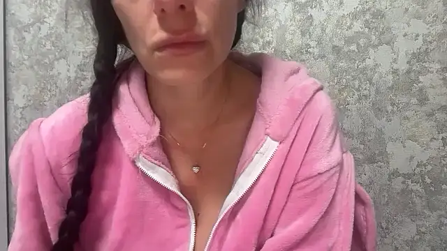 Angelinaa19 online show from March 2, 2026, 8:59 pm