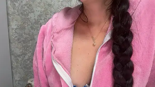 Angelinaa19 online show from March 16, 2026, 10:25 pm