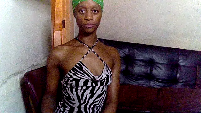 Nikistickyxx25 online show from November 20, 2025, 4:51 pm