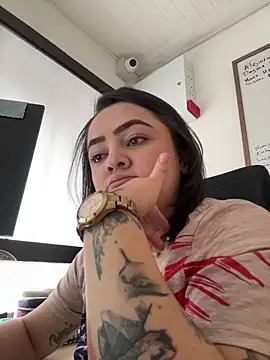 cleo wale  online show from January 15, 2026, 4:22 pm