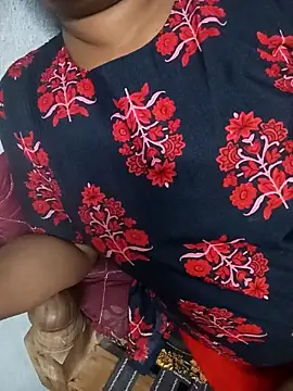 Snapshot of Rathi_telugu_couple chatting on January 6, 2026, 11:18 pm Rathi telugu couple online show from January 6, 2026, 11:18 pm