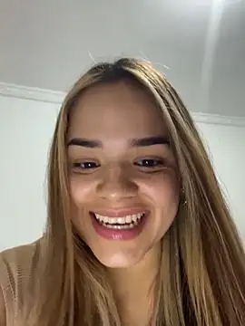 Sara  Secret online show from November 13, 2025, 1:48 am