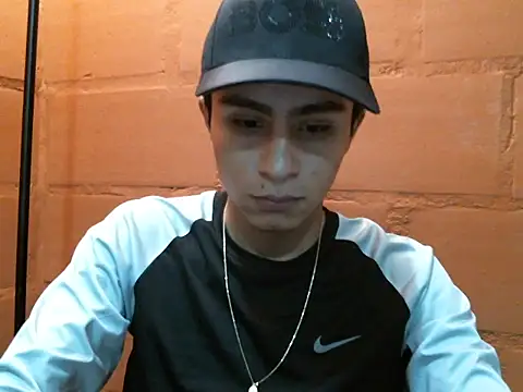 Snapshot of pipe23_paisa chatting on November 6, 2025, 9:05 pm pipe23 paisa online show from November 6, 2025, 9:05 pm