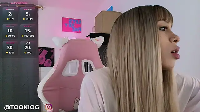 TOOKIOG  online show from April 14, 2026, 6:47 pm