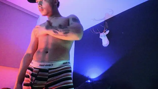 Snapshot of Zeus_Jeff chatting on February 28, 2026, 4:57 am Zeus Jeff online show from February 28, 2026, 4:57 am