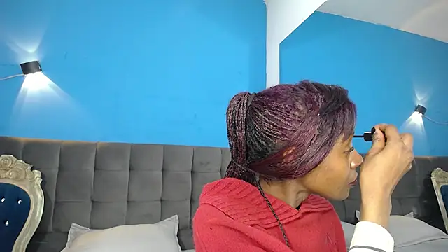 Aliis Love online show from November 21, 2025, 10:52 pm