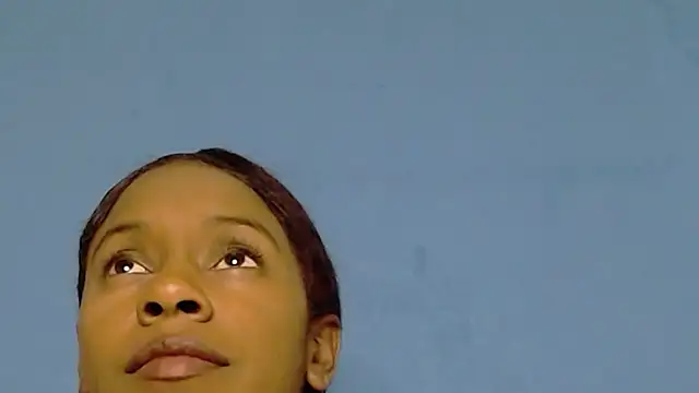 Aliis Love online show from November 28, 2025, 1:58 pm